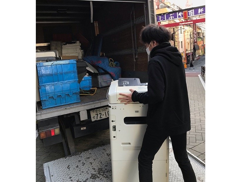 東京都渋谷区のマンションの一室に構えた小規模オフィスから複合機を回収