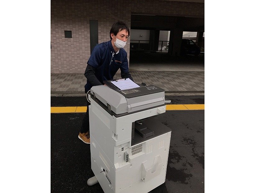 東京都墨田区の住宅街に構えた工場から複合機を回収