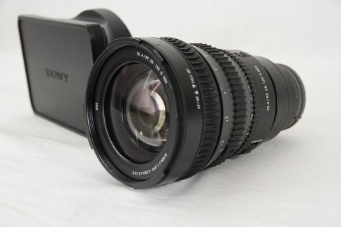 ソニー デジタル一眼カメラα[Eマウント]用レンズ SELP28135G
